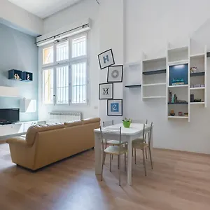 Appartamento Loft P.ta Pispini: Near Piazza Del Campo W/parking, Siena
