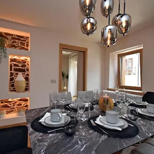 https://design-residence-nellere.hotelinveneto.com